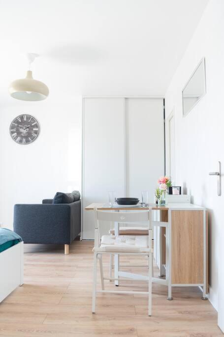 Le Citadin-T1-28M2-Pte Paris M7 Apartment Le Kremlin-Bicetre Exterior photo