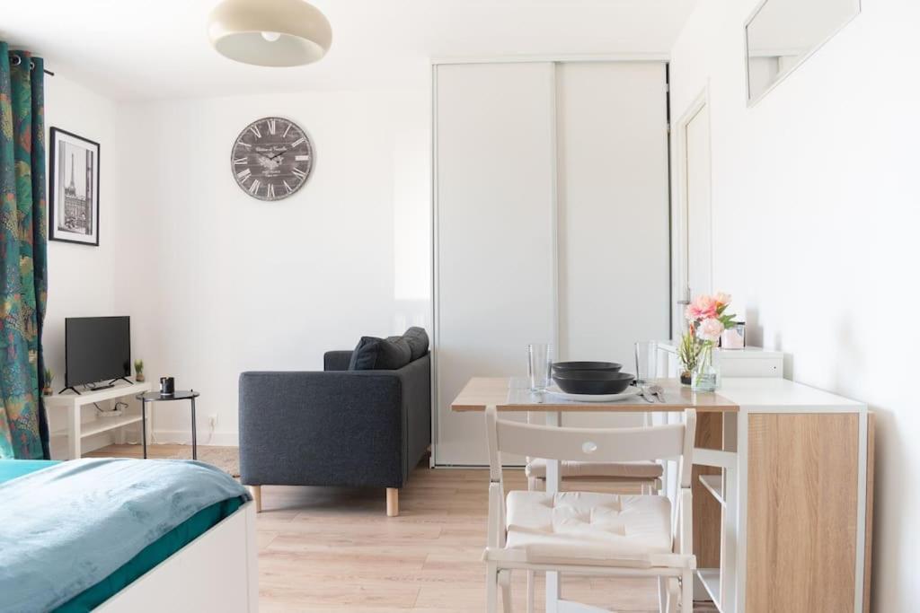 Le Citadin-T1-28M2-Pte Paris M7 Apartment Le Kremlin-Bicetre Exterior photo